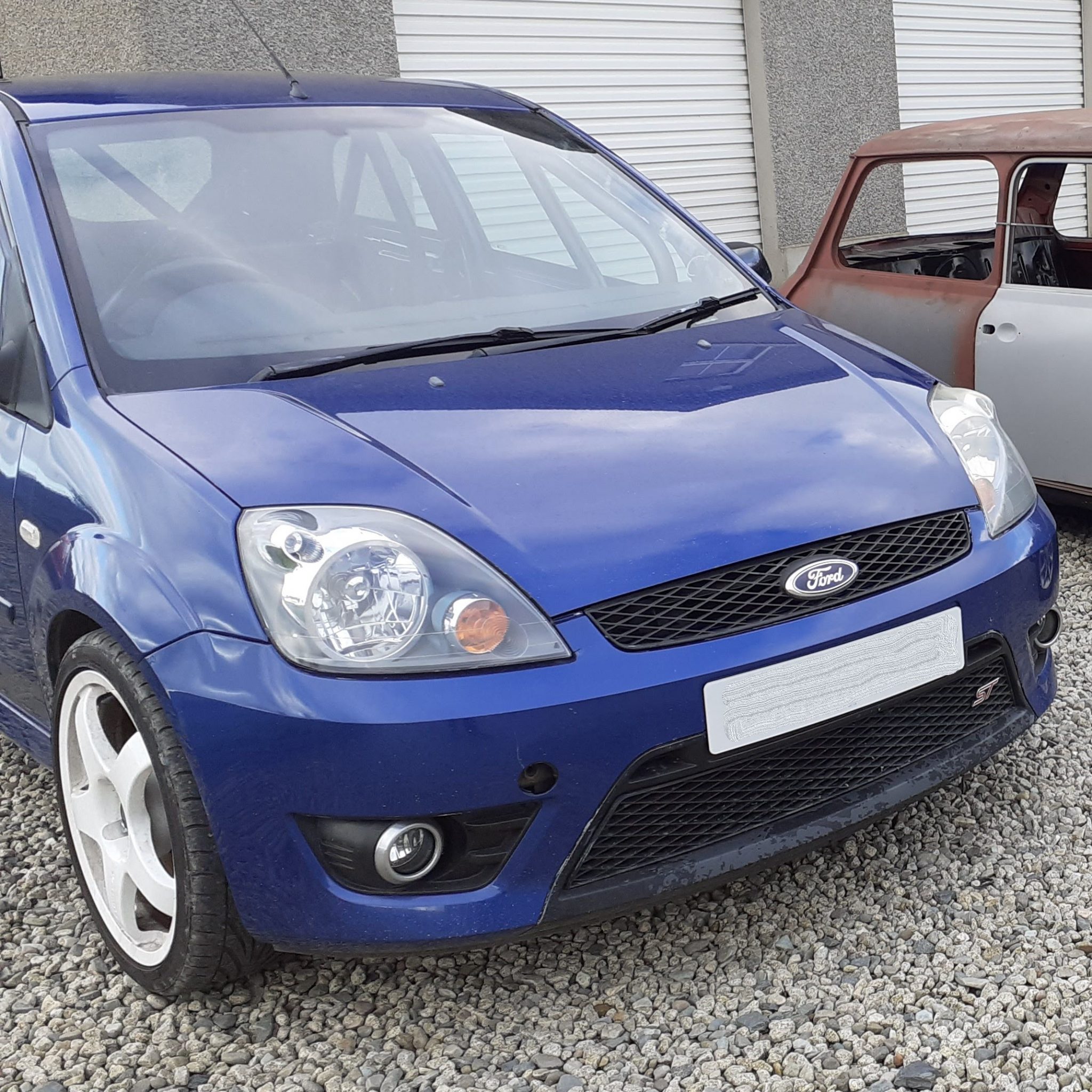 Ford fiesta mk6 седан